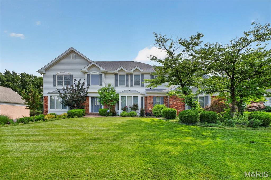 The Seasons At Schoettler 2 - Residential