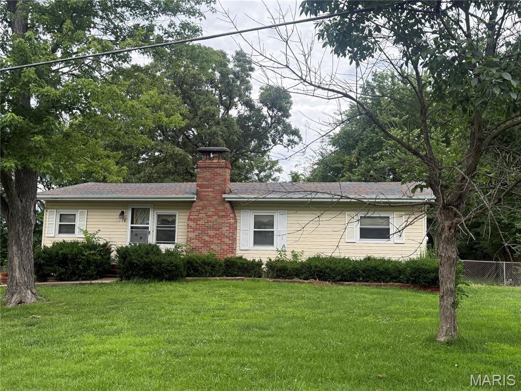 3-bedroom, 1.5-bath ranch located in the desirable Fort Zumwalt School District. Situated on a large lot, this home features a screened-in porch, spacious backyard, and convenient one-level living. Great opportunity to add your personal touches and build equity. Close to shopping, dining, parks, and major highways. Property being sold AS IS.
