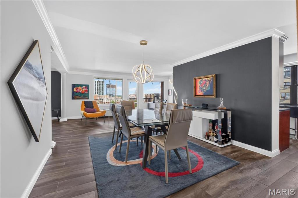 Executive House - Residential