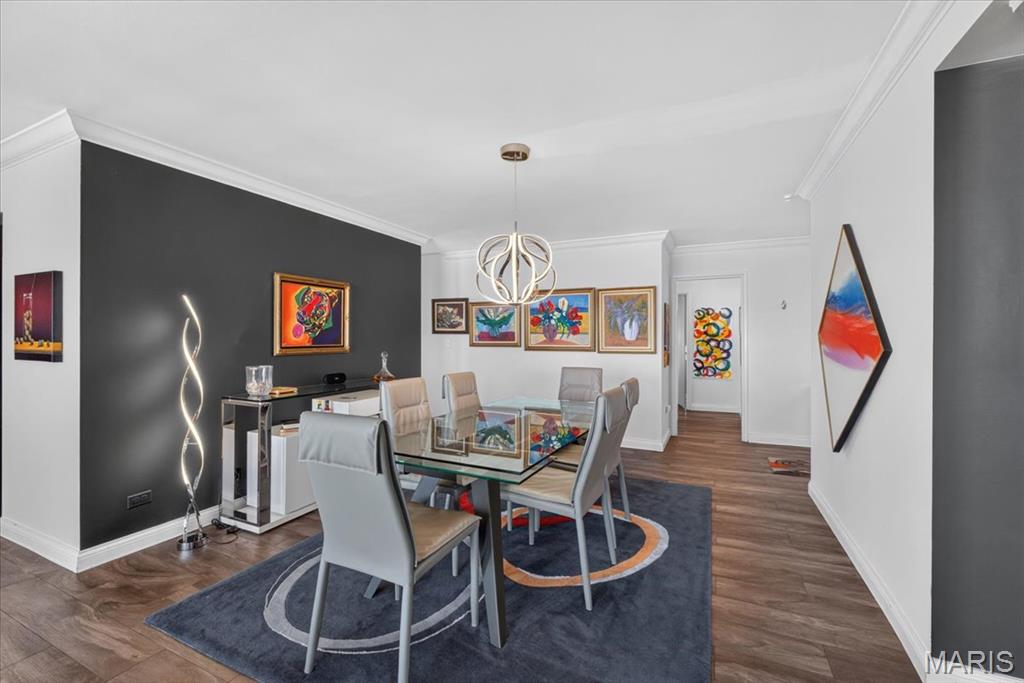 Executive House - Residential