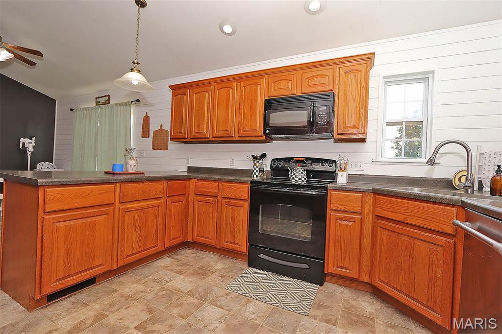 Hunter Rdg Ph 6 - Residential