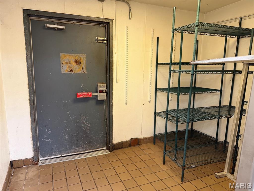 Court I - Commercial Sale