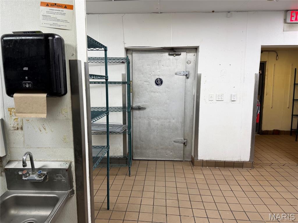 Court I - Commercial Sale