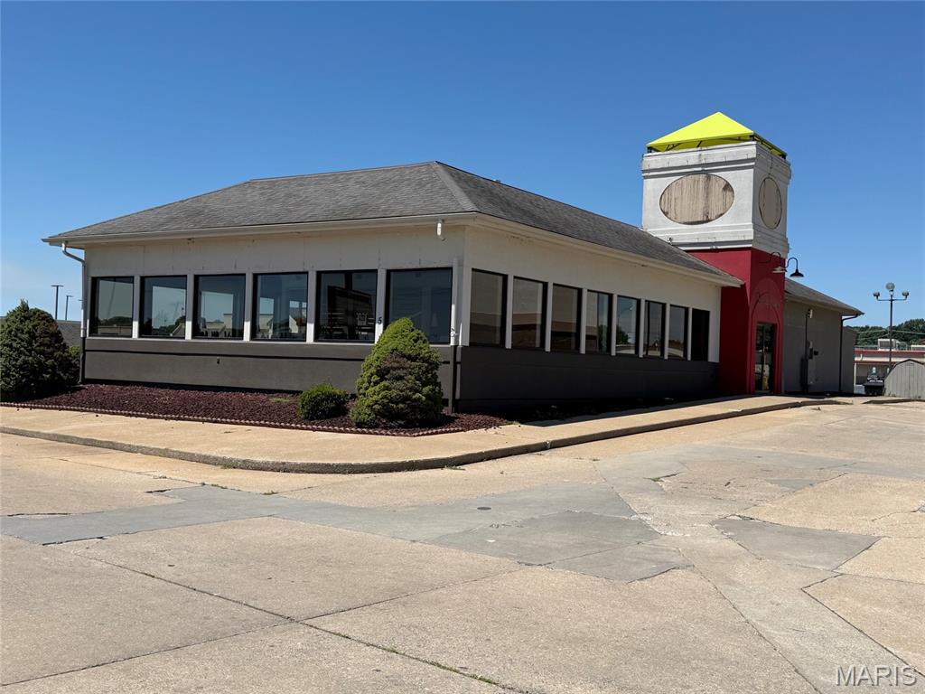 Court I - Commercial Sale