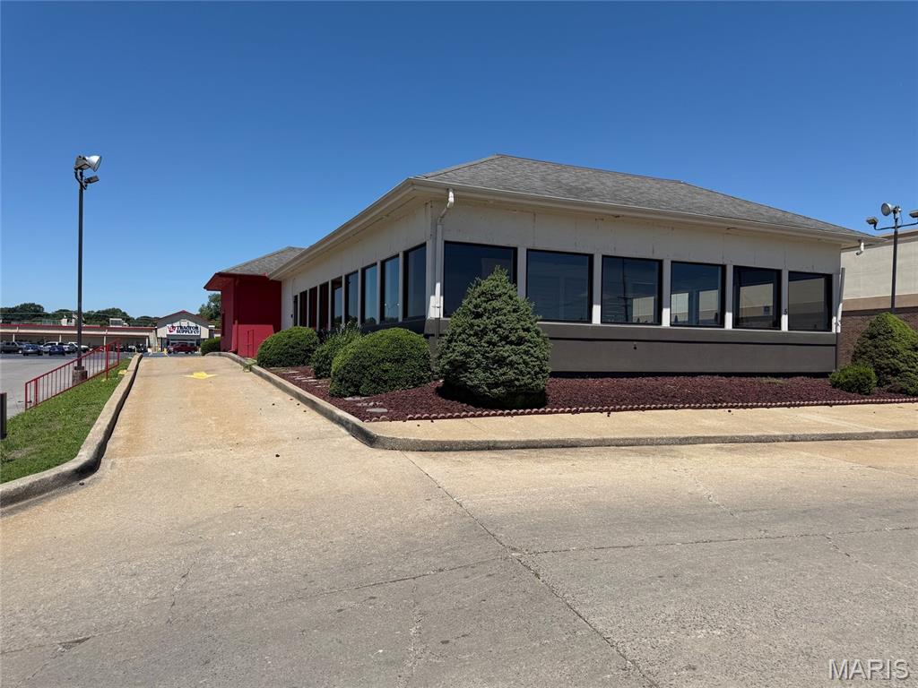 Presenting an exceptional opportunity for discriminating commercial buyers, this 3,483 SF building offers an array of enticing features. Situated on .80 acres of C2-zoned land, the property enjoys a highly visible, high-traffic location, adjacent to prominent retailers such as Walgreen’s, Tractor Supply, and Schnucks Market. With the added convenience of great off-street paved parking and a drive-through window, this prime retail location in Cape Girardeau presents an ideal setting for retail and restaurant ventures to thrive.