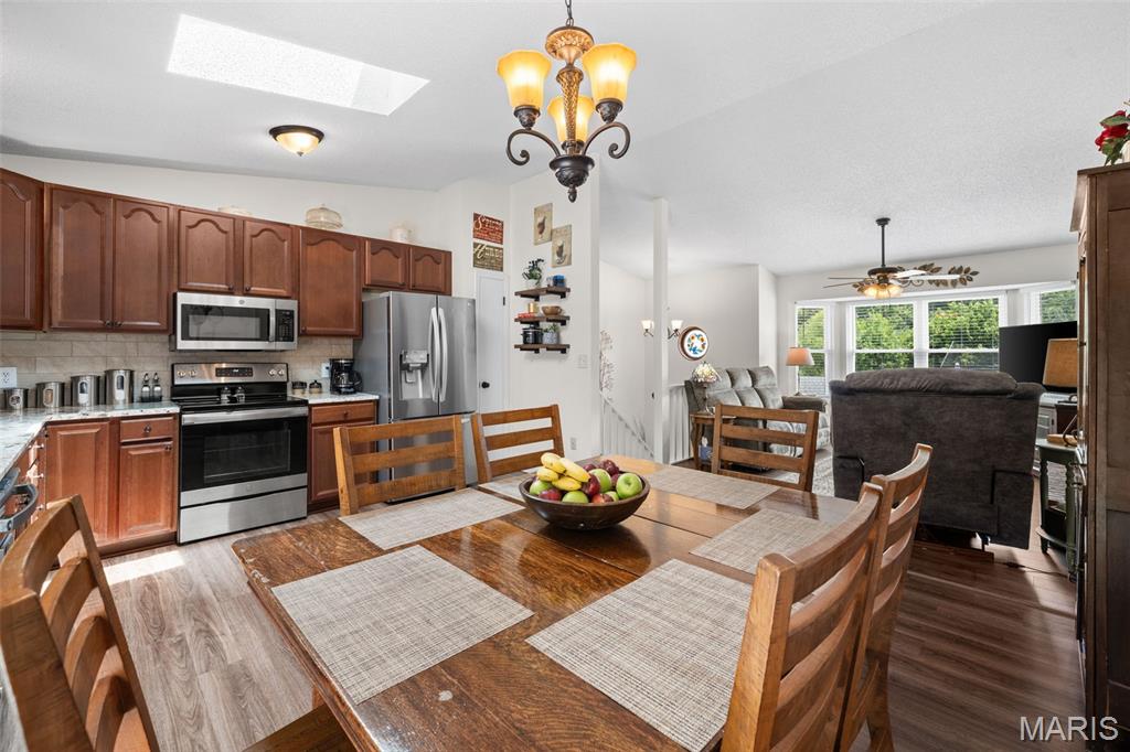Country Cottage Estates - Residential