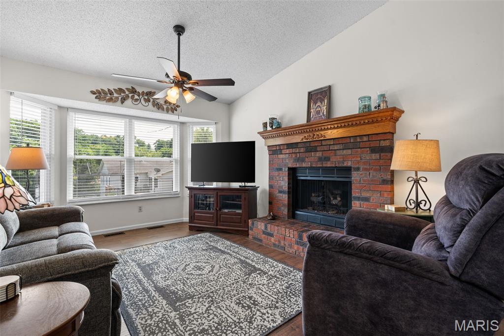 Country Cottage Estates - Residential