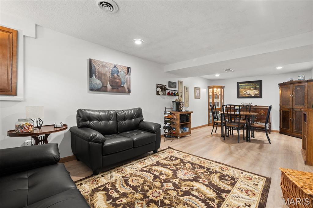 Country Cottage Estates - Residential