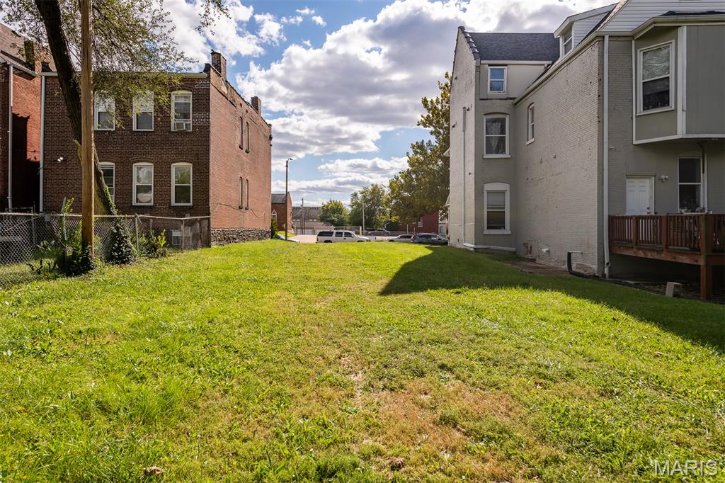 Massachusetts Mutual Life Ins - Land