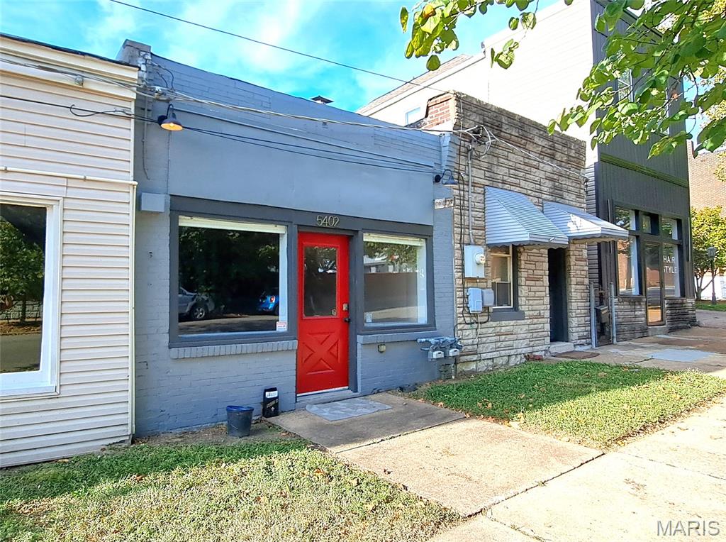 Southwest Garden - Commercial Sale