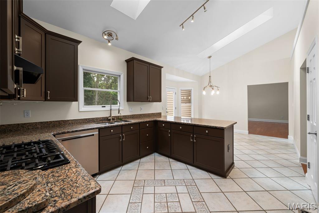 Christopher Oaks - Residential