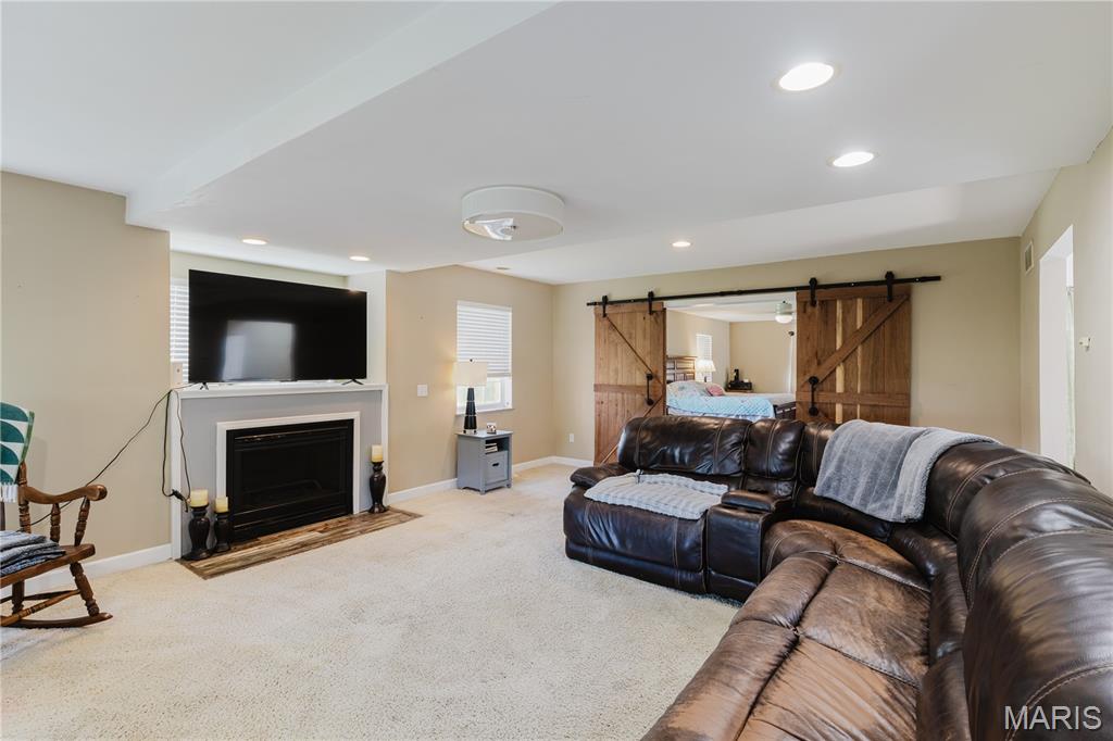 S14 T3S R3W LOT #42 2ND SUB - Residential