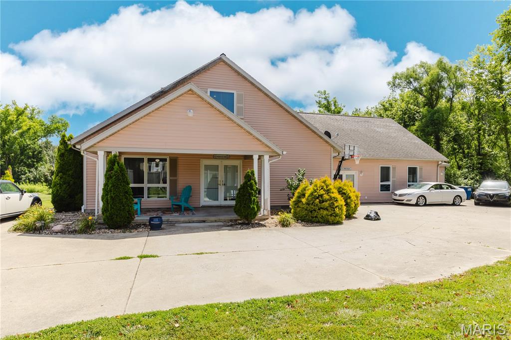S14 T3S R3W LOT #42 2ND SUB - Residential