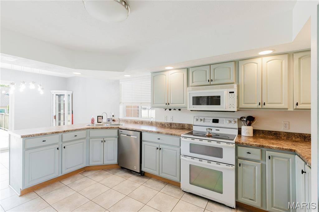 S14 T3S R3W LOT #42 2ND SUB - Residential