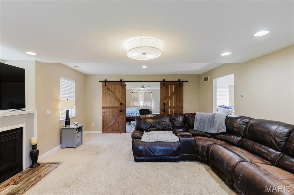 S14 T3S R3W LOT #42 2ND SUB - Residential