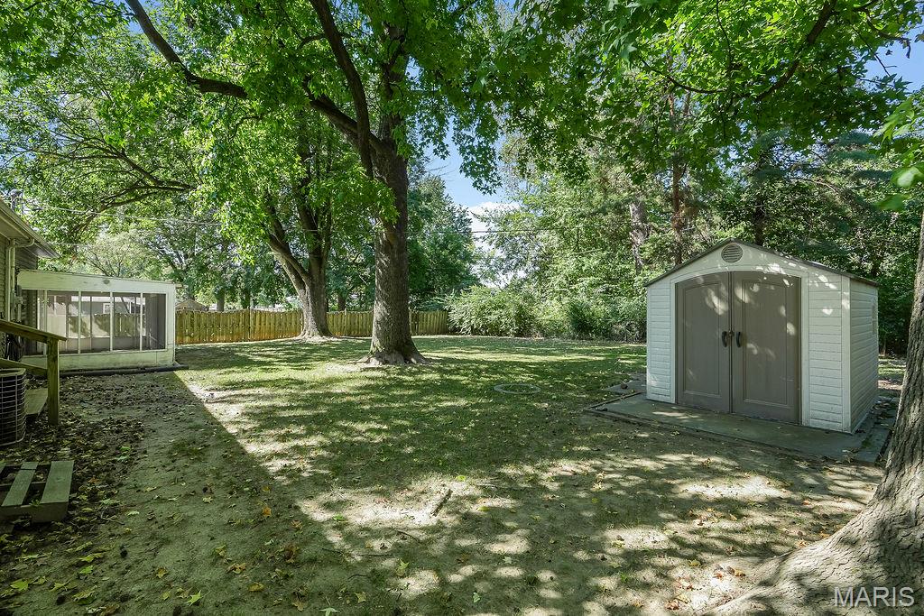 Capitol Oaks 1st Add - Residential