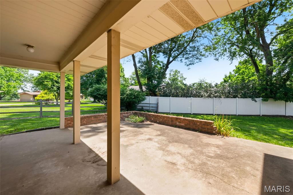 Ladue Trails Sec Of The Village Of - Residential