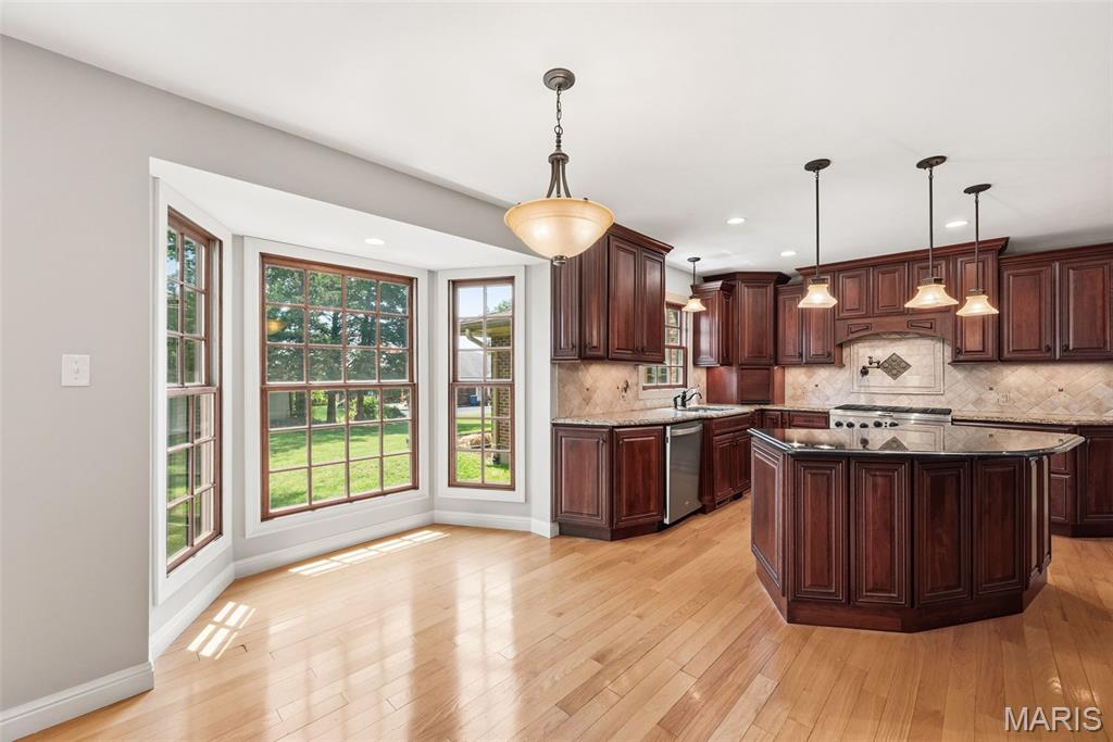 Ladue Trails Sec Of The Village Of - Residential