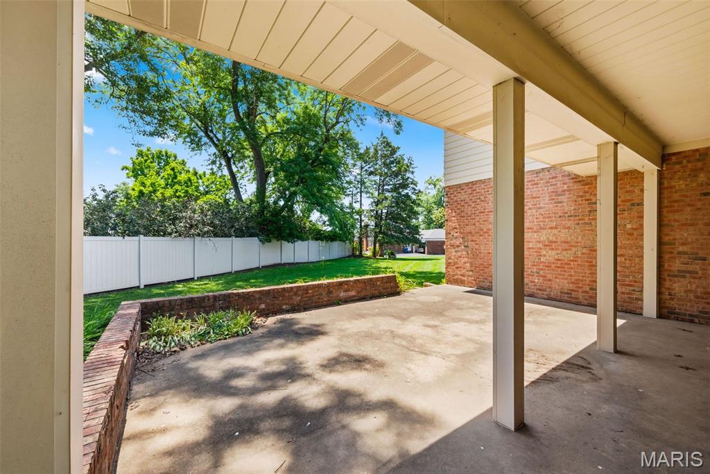 Ladue Trails Sec Of The Village Of - Residential
