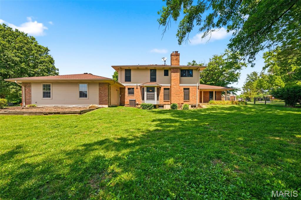 Ladue Trails Sec Of The Village Of - Residential