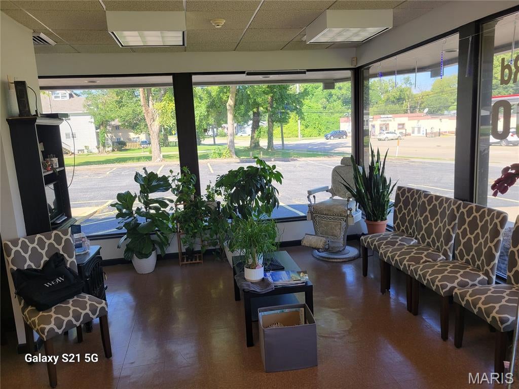 Long Heights - Commercial Sale