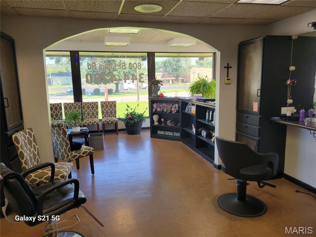 Long Heights - Commercial Sale