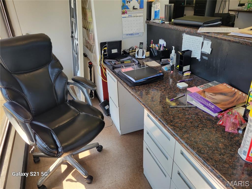 Long Heights - Commercial Sale