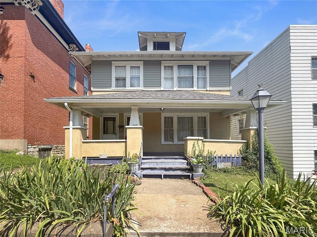 Discover the potential of this spacious historic property located on N. 5th Street in the heart of downtown Hannibal. Intended for use as a triplex, the property offers a unique investment opportunity with the flexibility to utilize all three units as rentals or live on the main level while generating income from the two upper units.
Full of character, the home features beautiful original hardwood flooring and historic details throughout, along with several important updates, including a new roof in 2023 and a new furnace and central air system installed approximately five years ago. With generous living spaces and a convenient downtown location near Hannibal’s shops, restaurants, attractions, and amenities, this property is ready for someone to bring its multi-family potential to life.
The property has not recently been occupied as a multi-family residence and is being sold "as-is". Schedule your showing today!