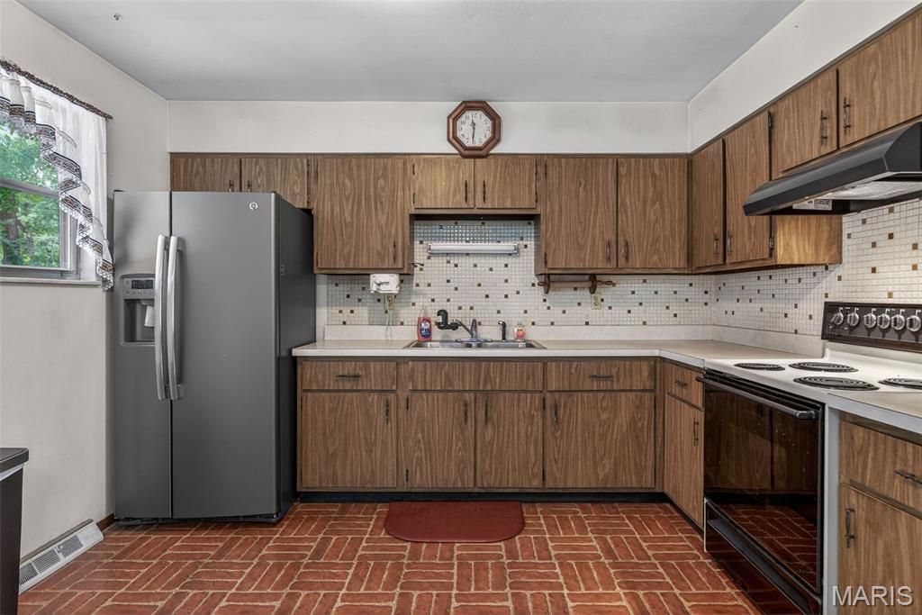 Davis Terrace - Residential