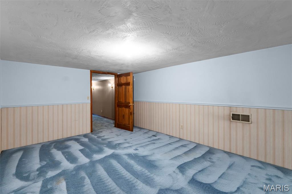 Knollwood - Residential