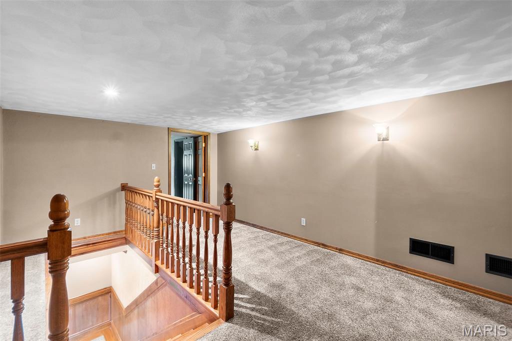 Knollwood - Residential