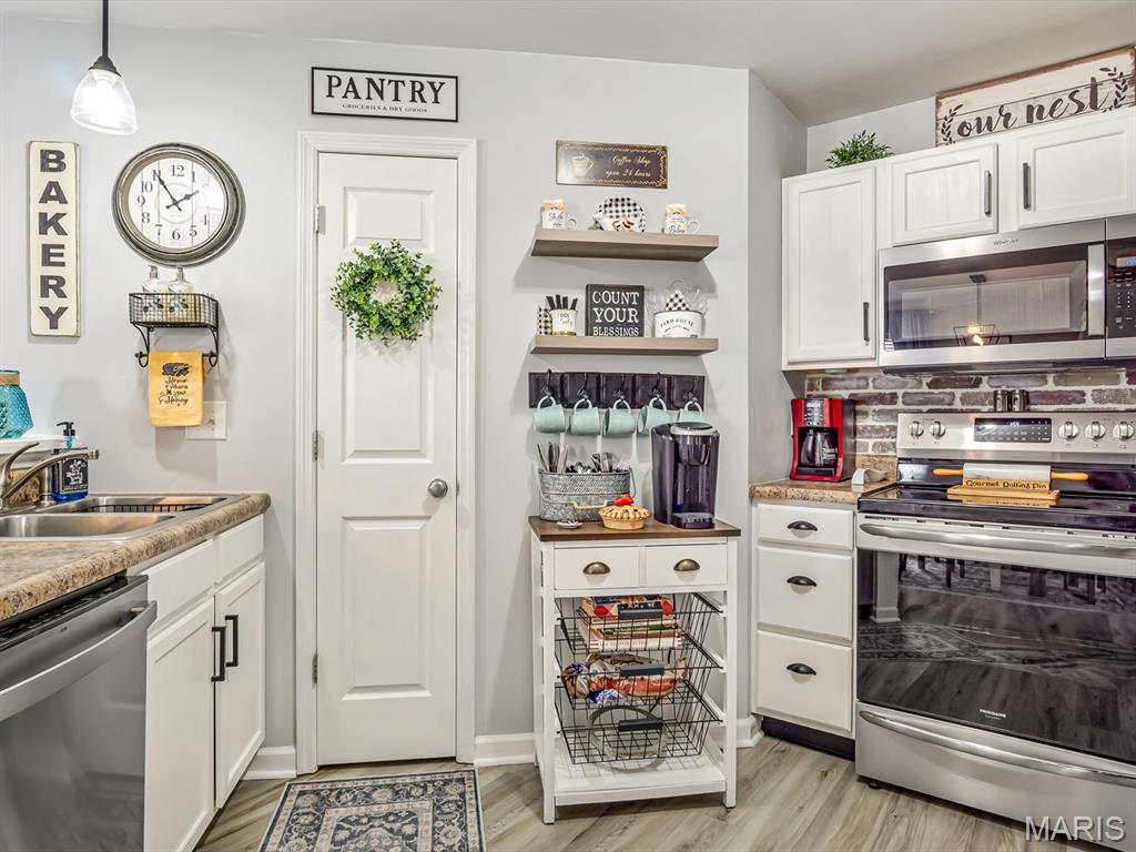 Carlyle Lndg/Fountain Place Ad - Residential