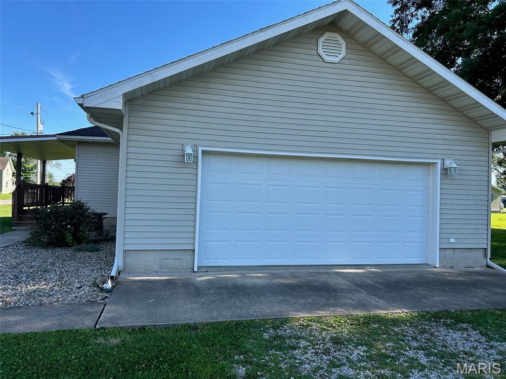 NOT IN A SUBDIVISION - Residential