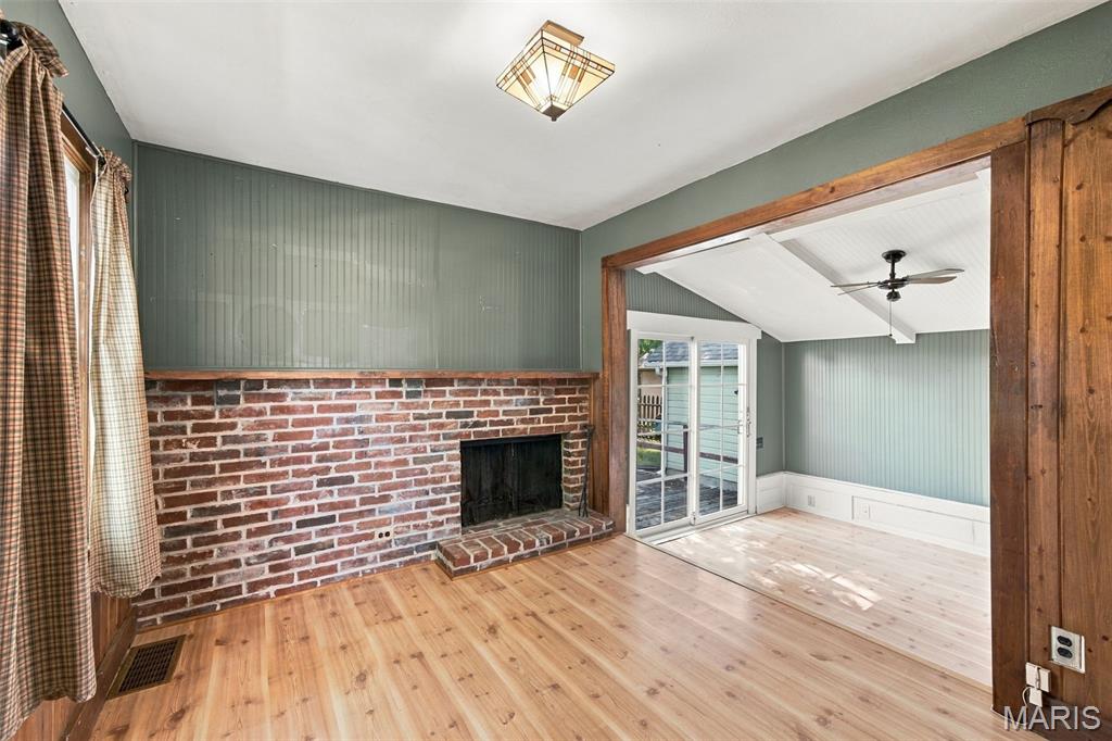 City/Stcharles - Residential