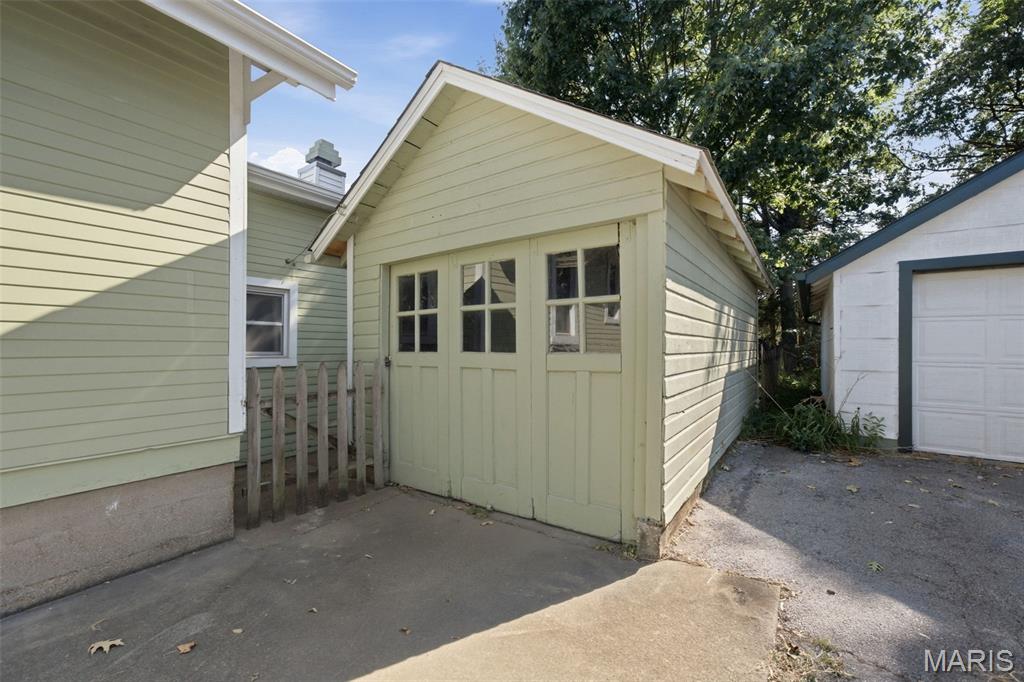 City/Stcharles - Residential