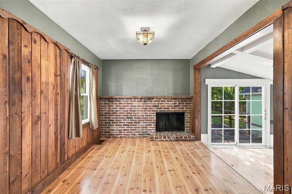 City/Stcharles - Residential