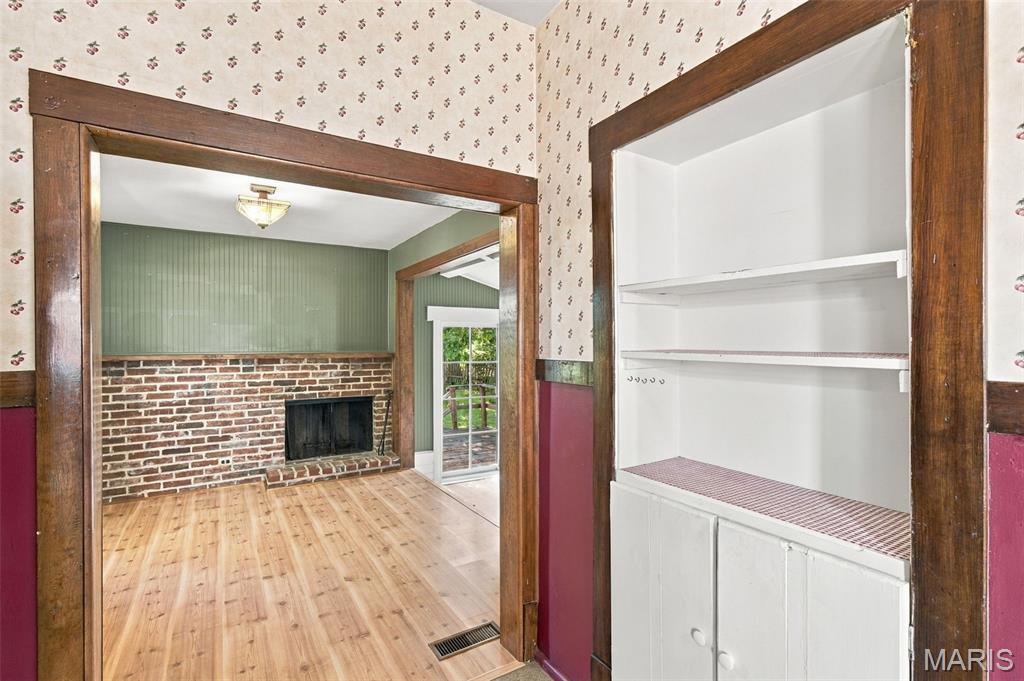 City/Stcharles - Residential