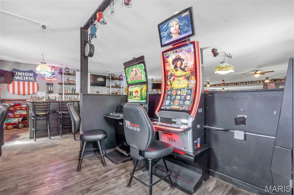 Old Town - Commercial Sale