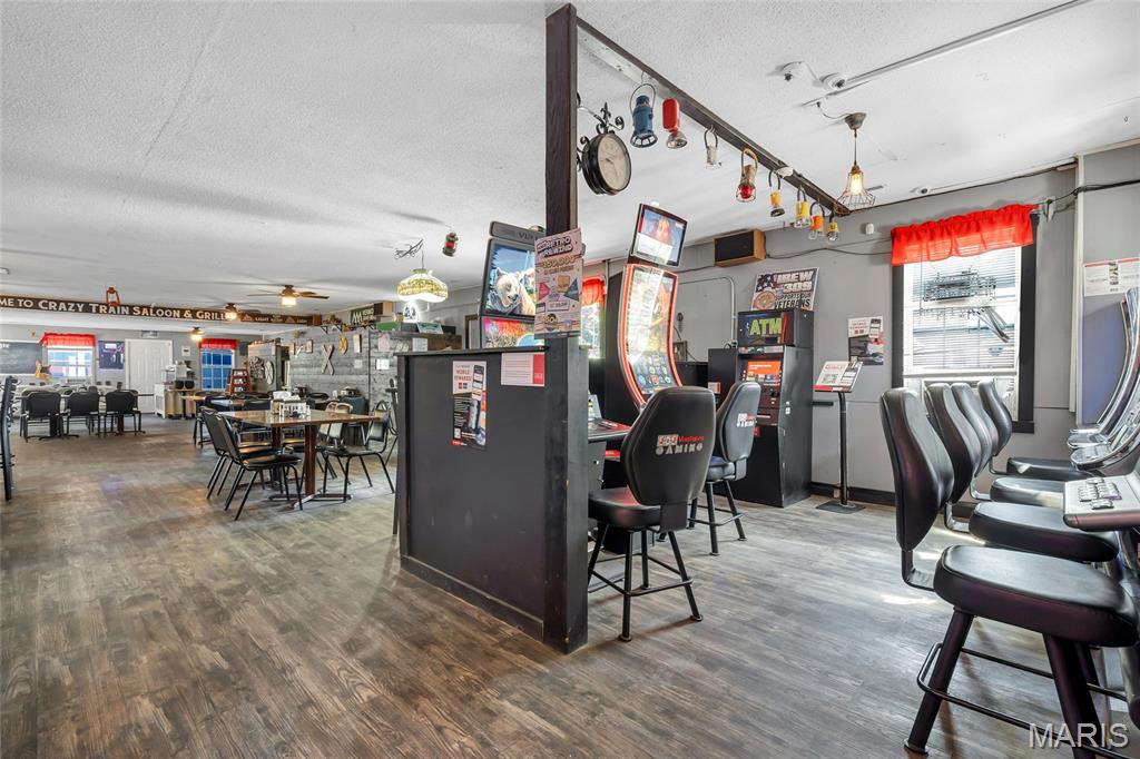 Old Town - Commercial Sale