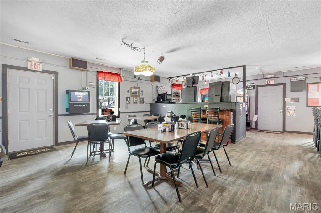 Old Town - Commercial Sale