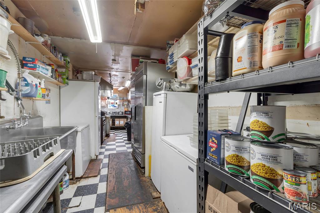 Old Town - Commercial Sale