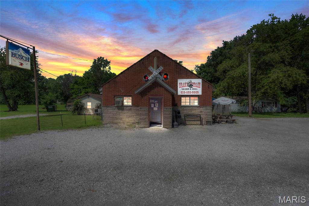 Old Town - Commercial Sale