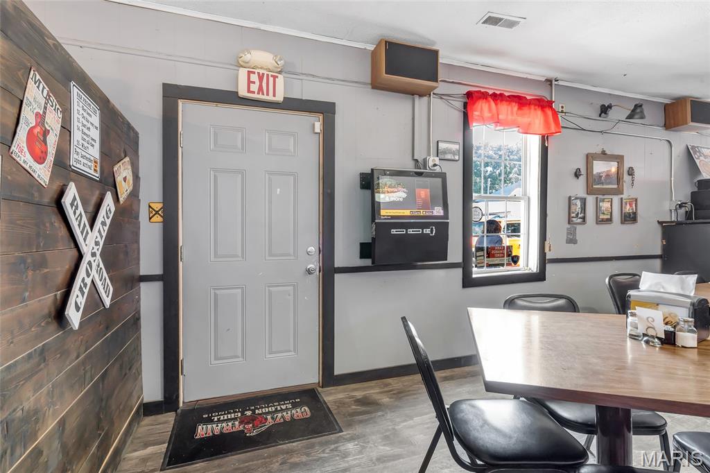 Old Town - Commercial Sale