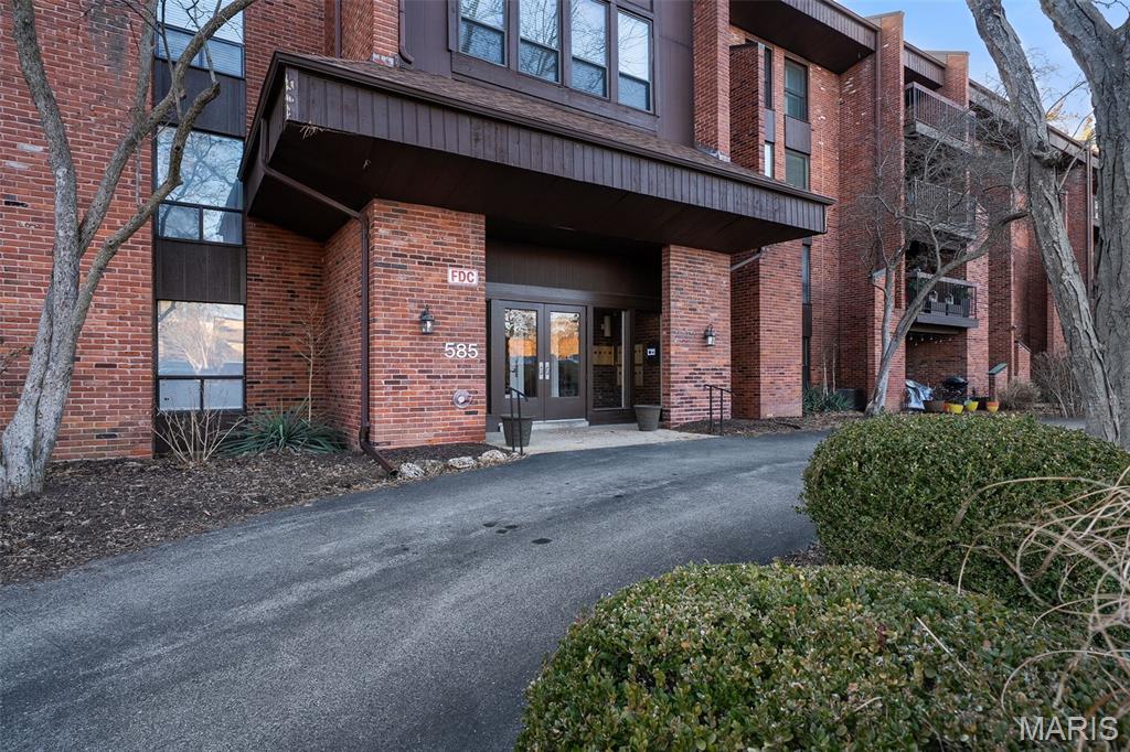 Coeur De Royale Condo Ph Iii - Residential