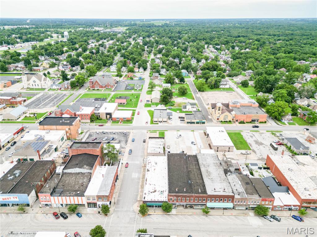 Moberly - Commercial Sale