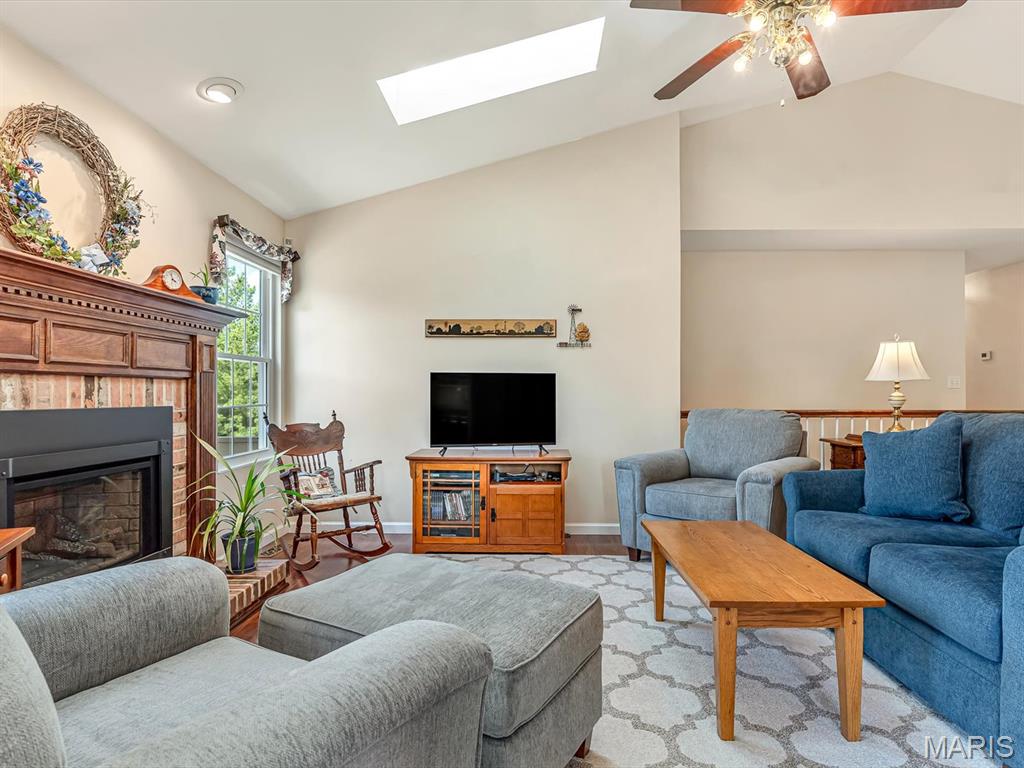 Country Club Manors - Residential