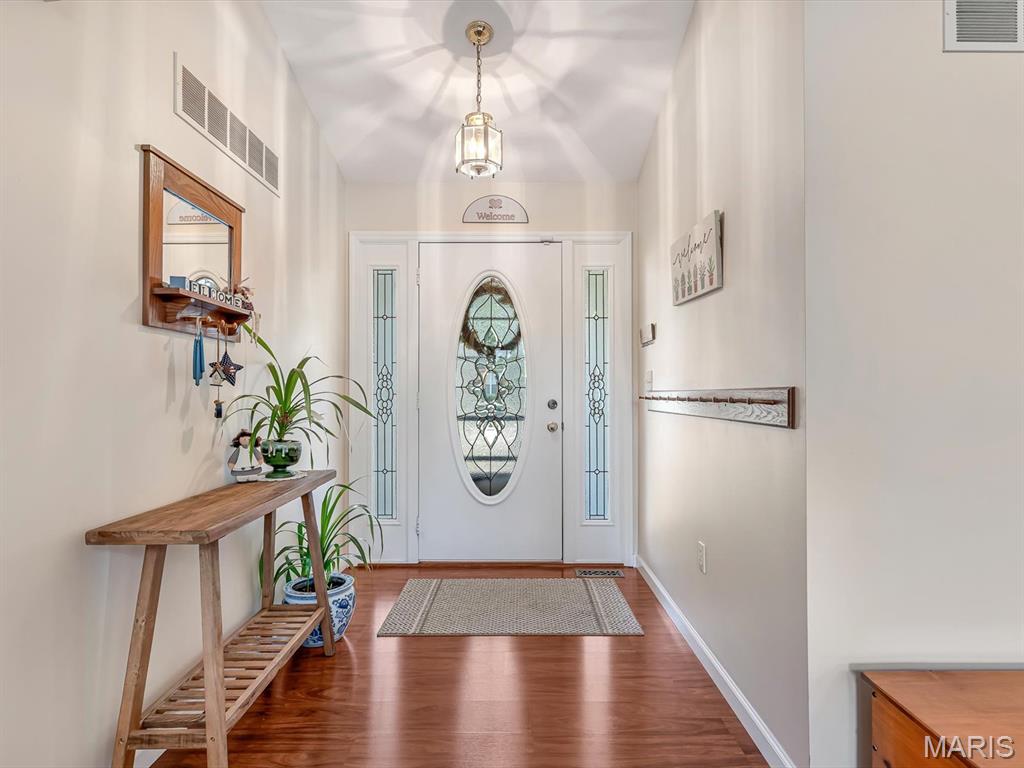 Country Club Manors - Residential