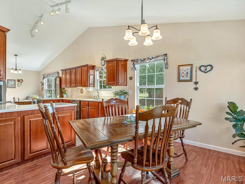 Country Club Manors - Residential