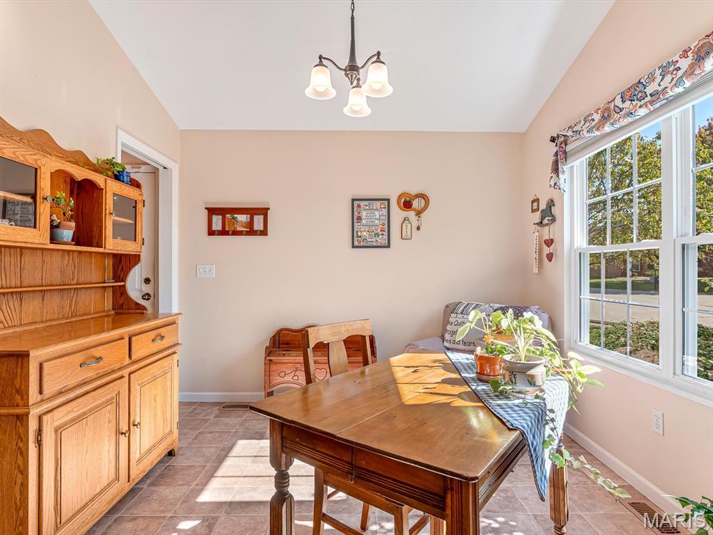 Country Club Manors - Residential