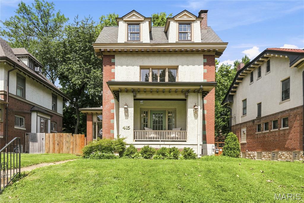 Don't miss this wonderful, light-filled, 5-bedroom, 3-story Parkview family home with its beautiful 1910 architectural details: 9-foot-high ceilings, gleaming oak floors, original woodwork and built-in bookcases.  Relax with your morning coffee on the front porch looking out to the tall trees and gardens of Parkview's private Washington Park.  Your backyard, with its brick patio, is fenced, level -- with a bit of TLC, it could be the perfect place for pets to romp and kids to play.  

Parkview is known as an "urban oasis" with its curving tree-lined streets walkways and parks -- enter Parkview and the temperature feels 10-degrees cooler in summer!  As a private neighborhood, residents love living here.  The neighborhood sponsors in-park concerts and cook-offs, plus special events for kids who often can be seen playing in the parks.  Parkview is on the National Register of Historic Places. See website for Indentures, neighborhood info, occupancy (single family only) and building restrictions: http://www.parkviewneighborhood.org/new-residents. It's an easy walk to Washington University and Forest Park, the Loop and the Metro.